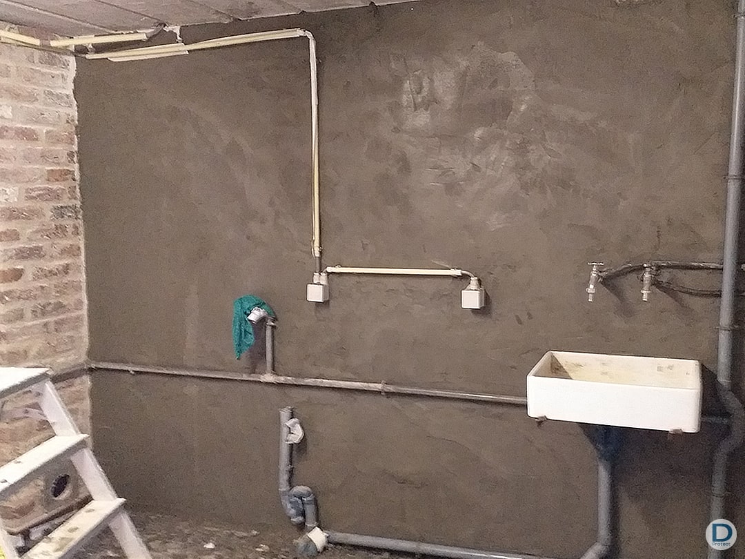 Cave assainie et étanche après cuvelage professionnel à Liège